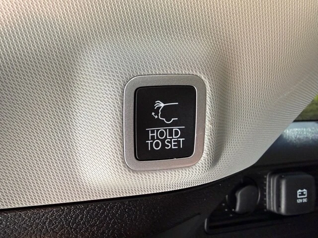 2023 Jeep WL Grand Cherokee - Image 16 of 29
