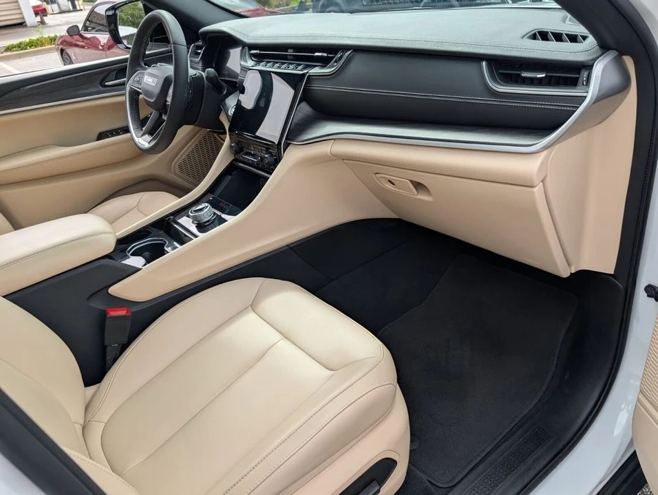 2023 Jeep WL Grand Cherokee - Image 17 of 21