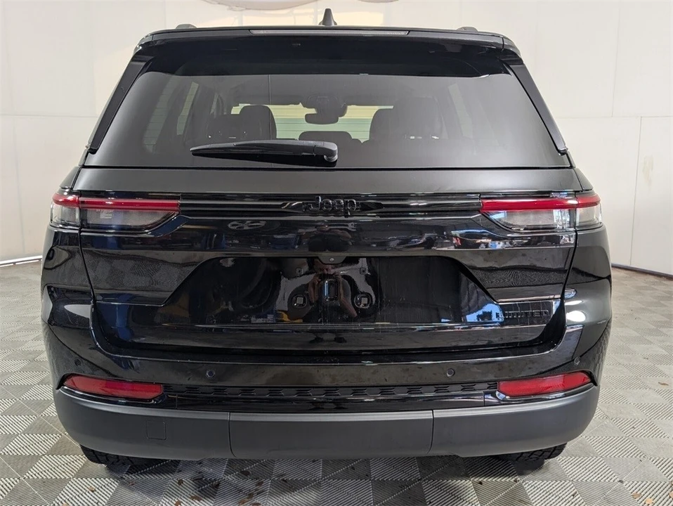 2023 Jeep WL Grand Cherokee - Image 13 of 21