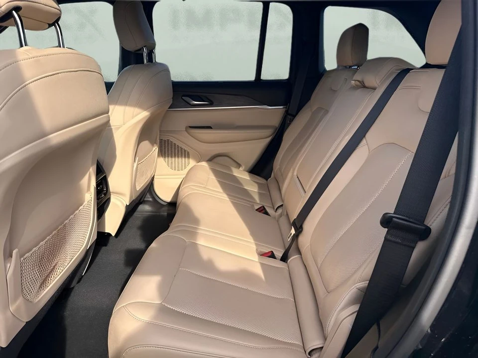 2023 Jeep WL Grand Cherokee - Image 9 of 15