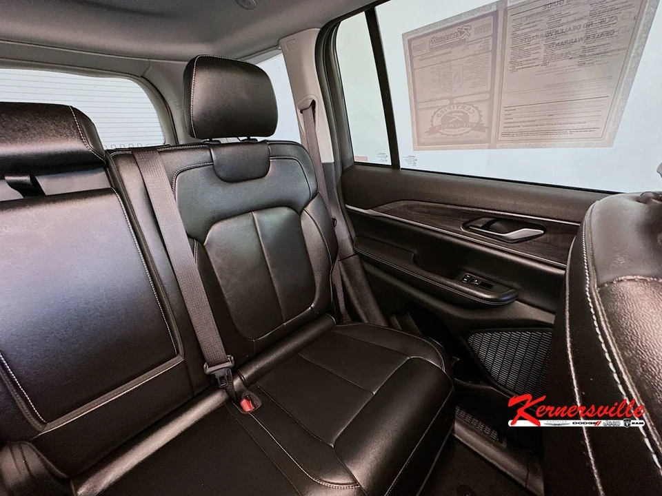 2023 Jeep WL Grand Cherokee - Image 14 of 24