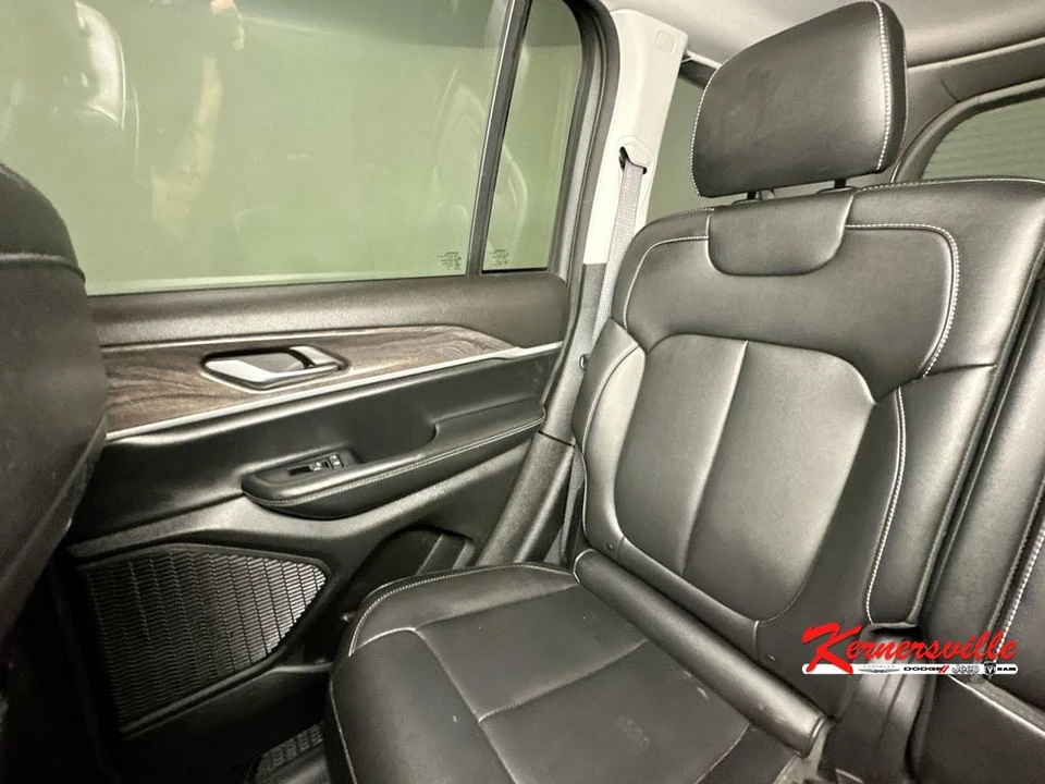 2023 Jeep WL Grand Cherokee - Image 12 of 24