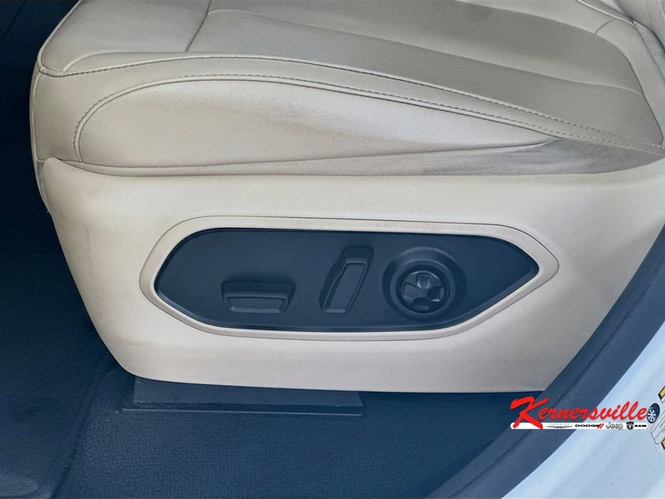 2023 Jeep WL Grand Cherokee - Image 22 of 24