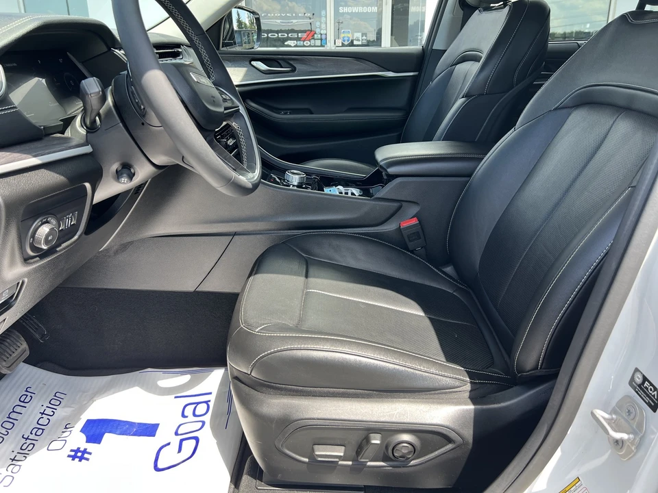 2023 Jeep WL Grand Cherokee - Image 18 of 31