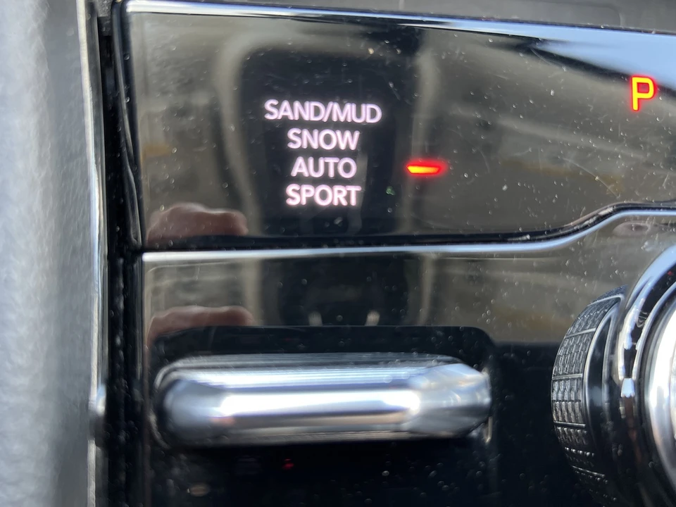 2023 Jeep WL Grand Cherokee - Image 27 of 31