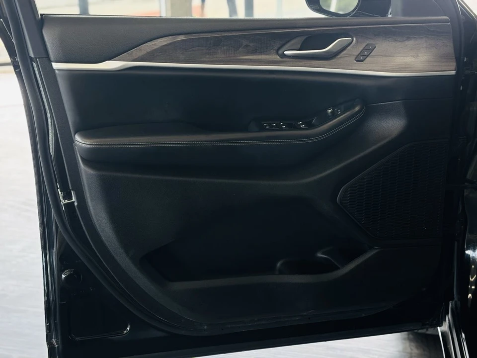 2023 Jeep WL Grand Cherokee - Image 31 of 31