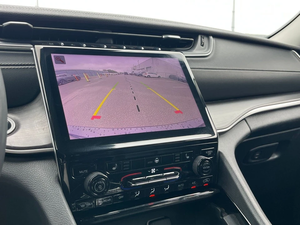2023 Jeep WL Grand Cherokee - Image 28 of 31