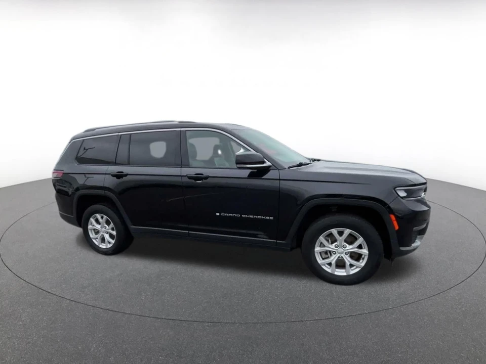 2023 Jeep WL Grand Cherokee - Image 2 of 31