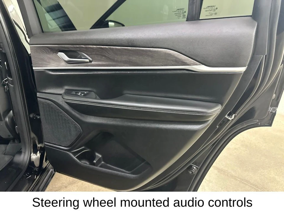2023 Jeep WL Grand Cherokee - Image 27 of 31