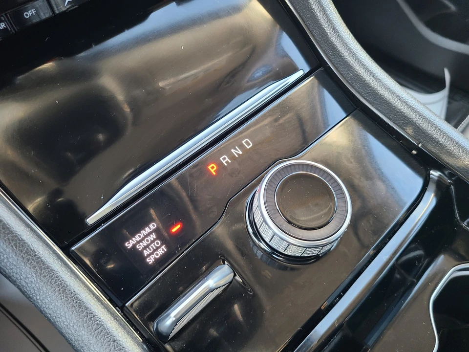 2023 Jeep WL Grand Cherokee - Image 25 of 29