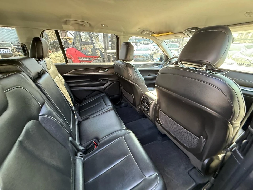 2023 Jeep WL Grand Cherokee - Image 23 of 29