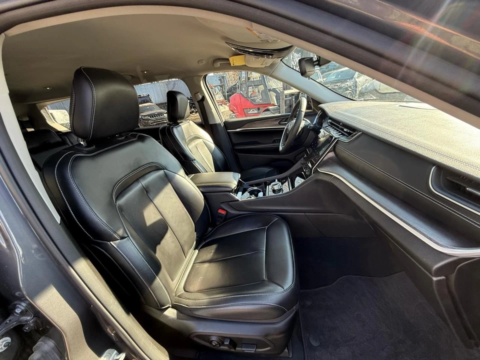 2023 Jeep WL Grand Cherokee - Image 24 of 29
