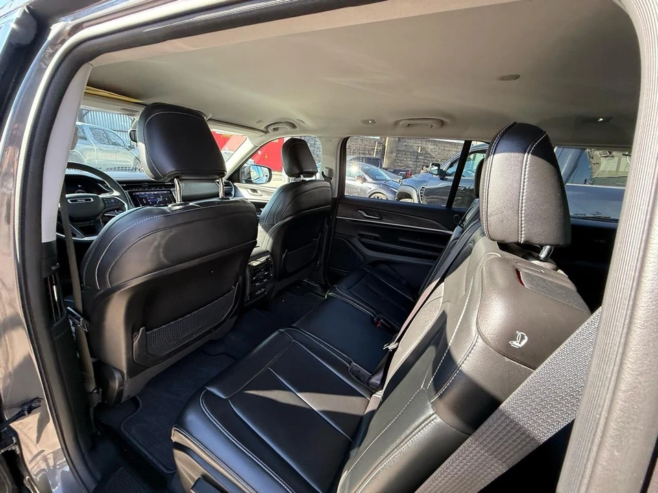 2023 Jeep WL Grand Cherokee - Image 16 of 29
