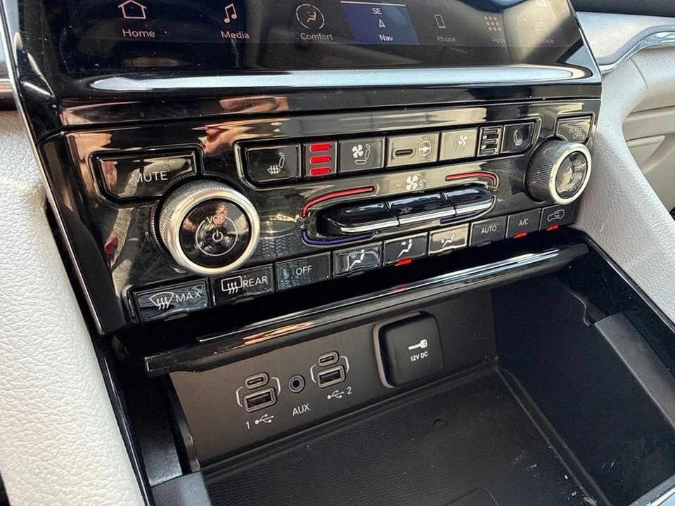 2023 Jeep WL Grand Cherokee - Image 24 of 31