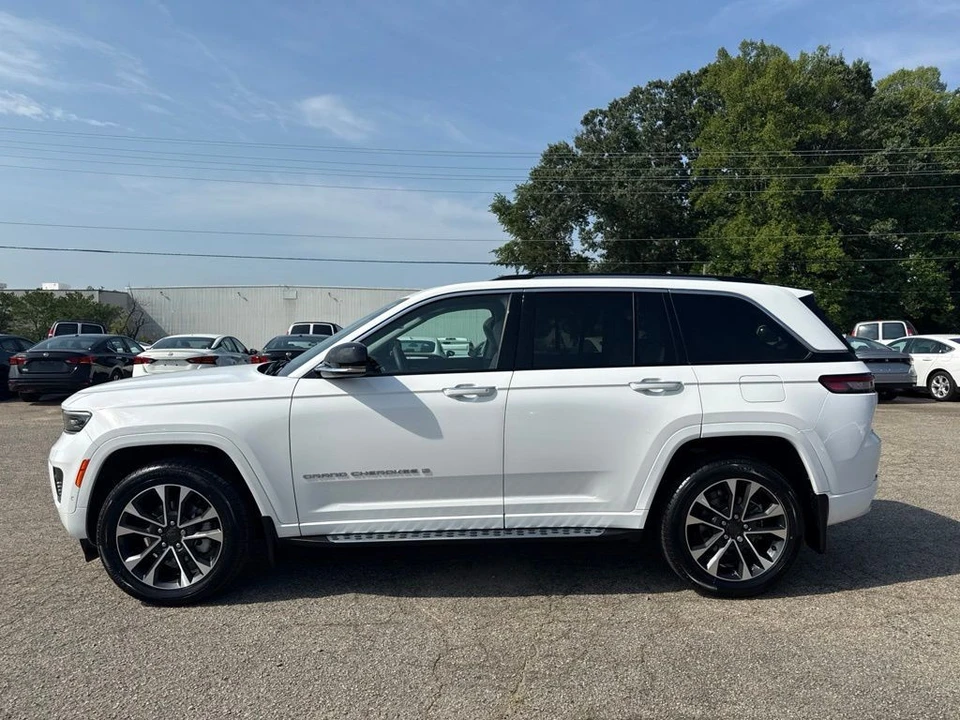2023 Jeep WL Grand Cherokee - Image 2 of 31