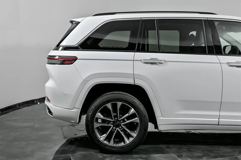 2023 Jeep WL Grand Cherokee - Image 11 of 12
