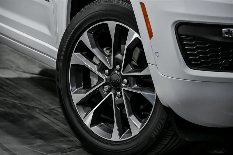 2023 Jeep WL Grand Cherokee - Image 3 of 12