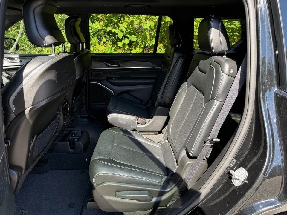 2023 Jeep WL Grand Cherokee - Image 16 of 21