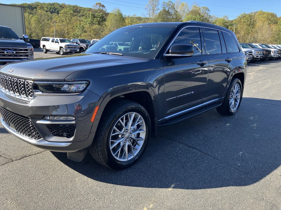 2023 Jeep WL Grand Cherokee - Image 2 of 12