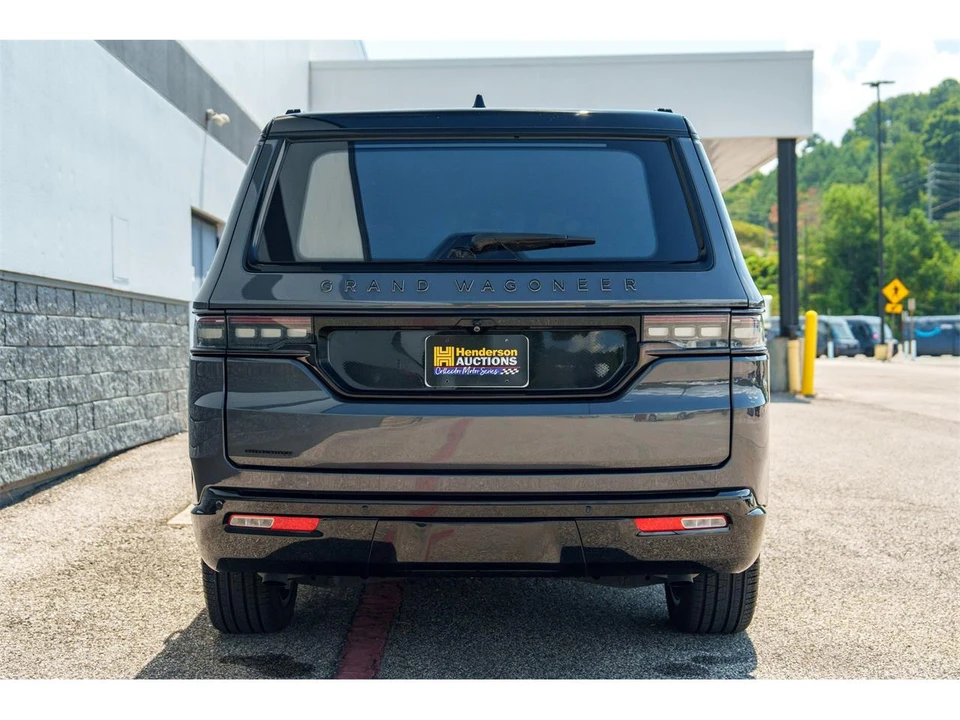 2023 Jeep WS Grand Wagoneer - Image 6 of 31