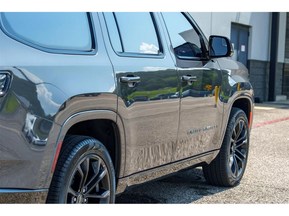 2023 Jeep WS Grand Wagoneer - Image 23 of 31