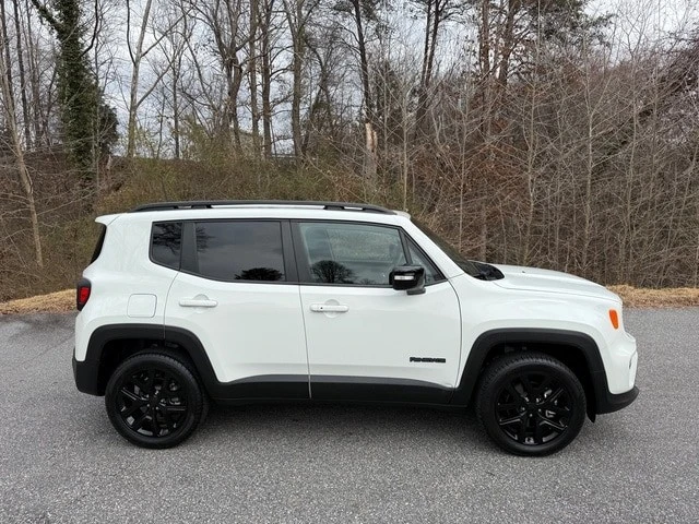 2023 Jeep Renegade - Image 5 of 21
