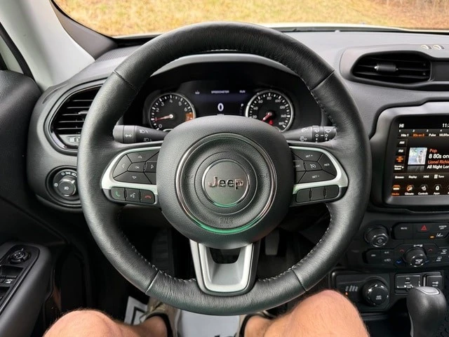 2023 Jeep Renegade - Image 18 of 21