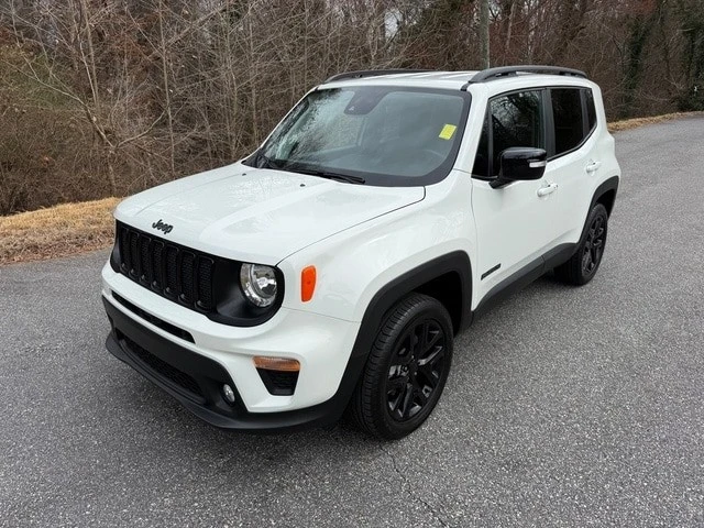 2023 Jeep Renegade - Image 2 of 21