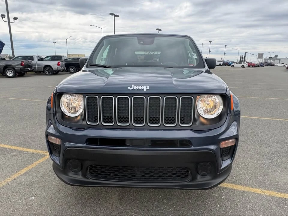 2023 Jeep Renegade - Image 4 of 13
