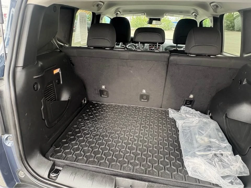 2023 Jeep Renegade - Image 11 of 13