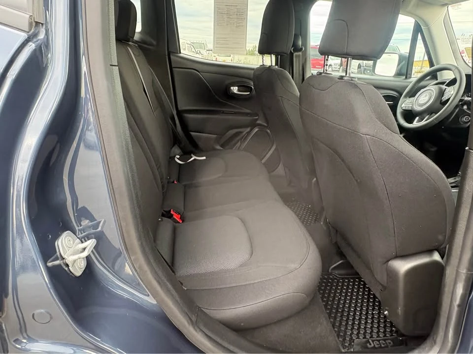 2023 Jeep Renegade - Image 9 of 13