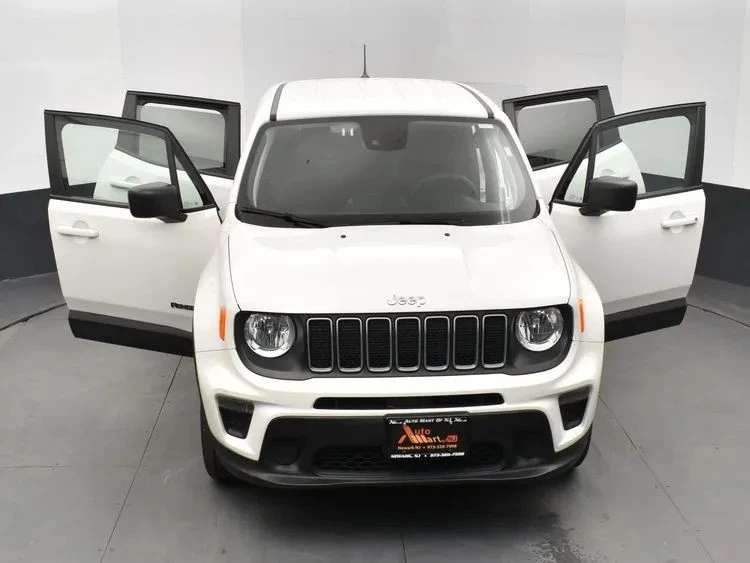 2023 Jeep Renegade - Image 10 of 12