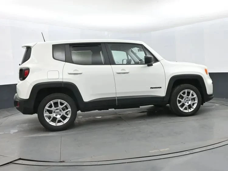 2023 Jeep Renegade - Image 4 of 12
