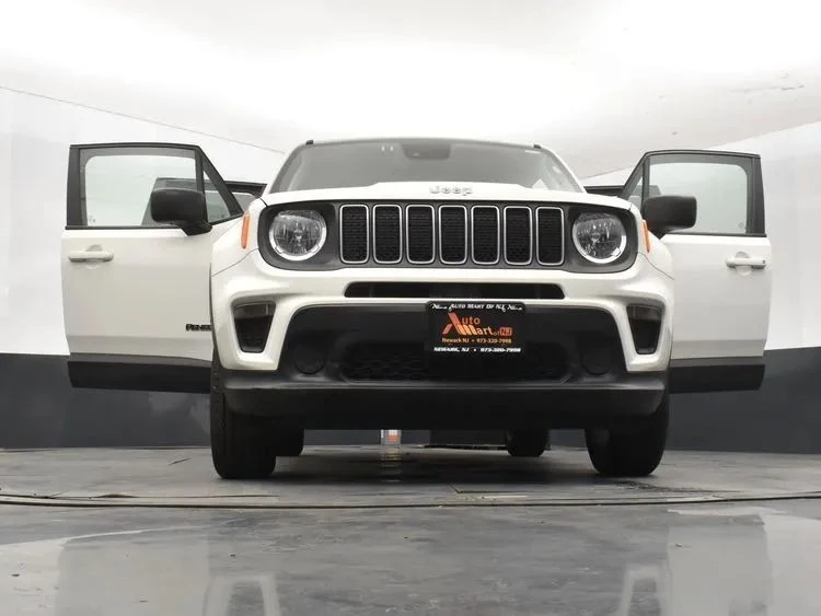 2023 Jeep Renegade - Image 11 of 12
