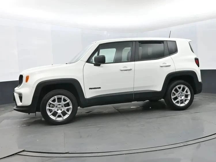 2023 Jeep Renegade - Image 5 of 12
