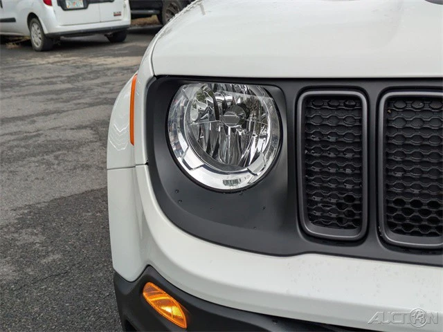 2023 Jeep Renegade - Image 10 of 12
