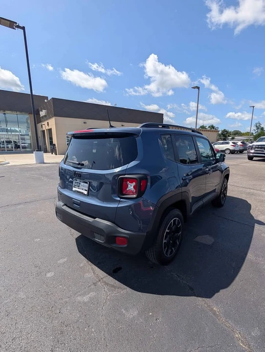 2023 Jeep Renegade - Image 5 of 12