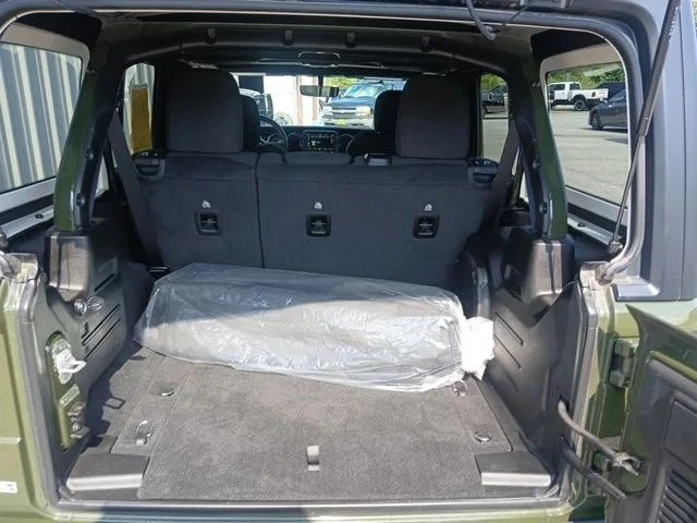 2023 Jeep JL Wrangler - Image 8 of 17