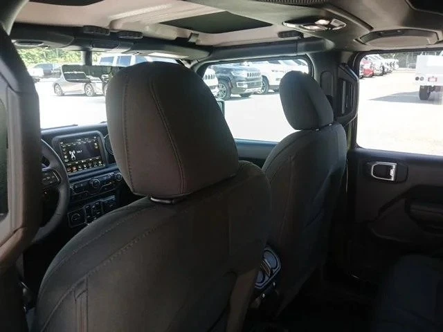 2023 Jeep JL Wrangler - Image 12 of 17