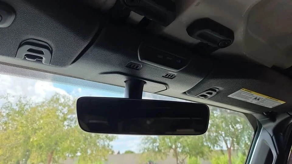 2023 Jeep JL Wrangler - Image 18 of 20