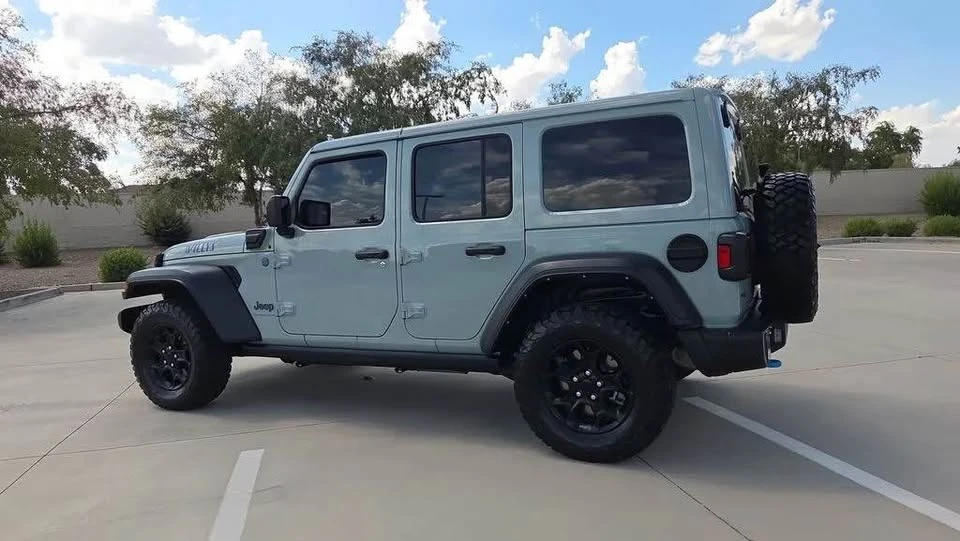 2023 Jeep JL Wrangler - Image 6 of 20