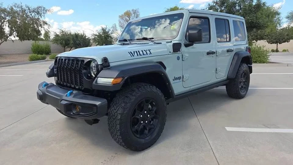 2023 Jeep JL Wrangler - Image 4 of 20