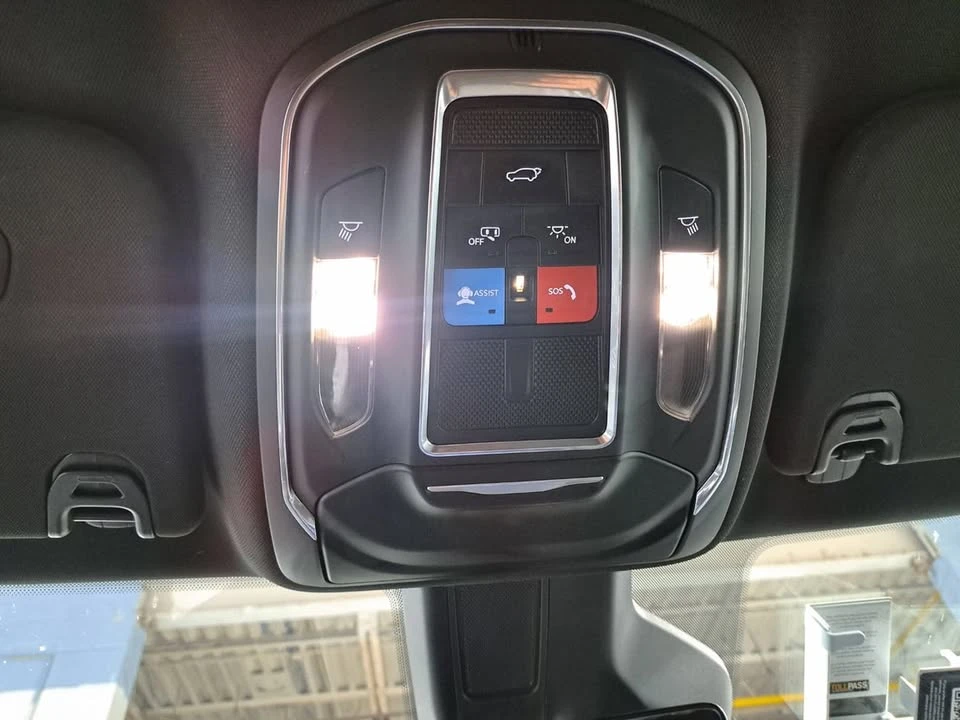 2023 Jeep WS Wagoneer - Image 11 of 20