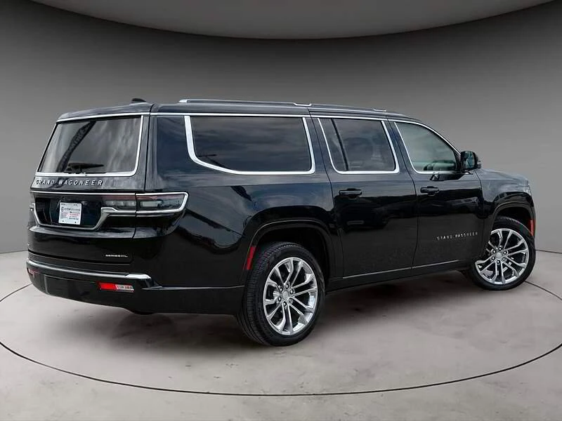 2023 Jeep WS Wagoneer - Image 16 of 17