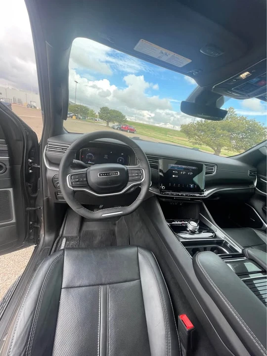 2023 Jeep WS Wagoneer - Image 16 of 19