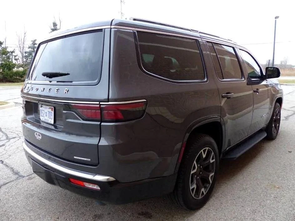 2023 Jeep WS Wagoneer - Image 9 of 31