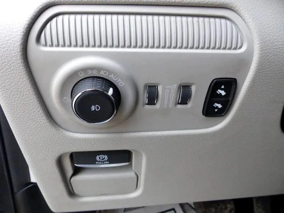2023 Jeep WS Wagoneer - Image 26 of 31