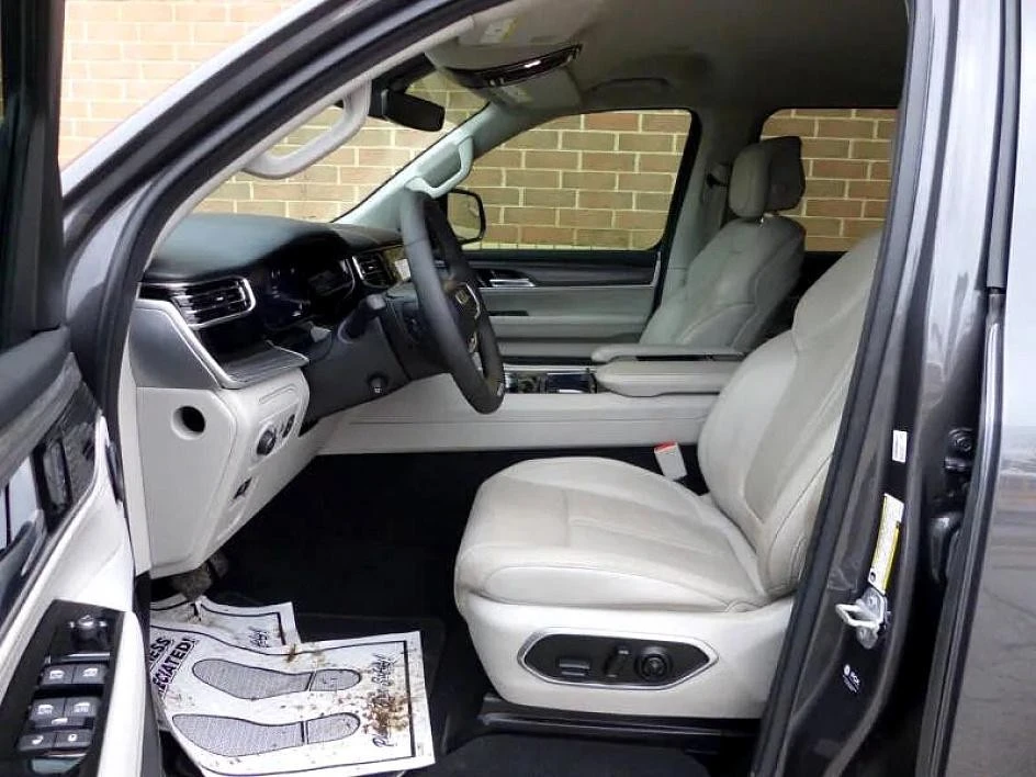 2023 Jeep WS Wagoneer - Image 14 of 31