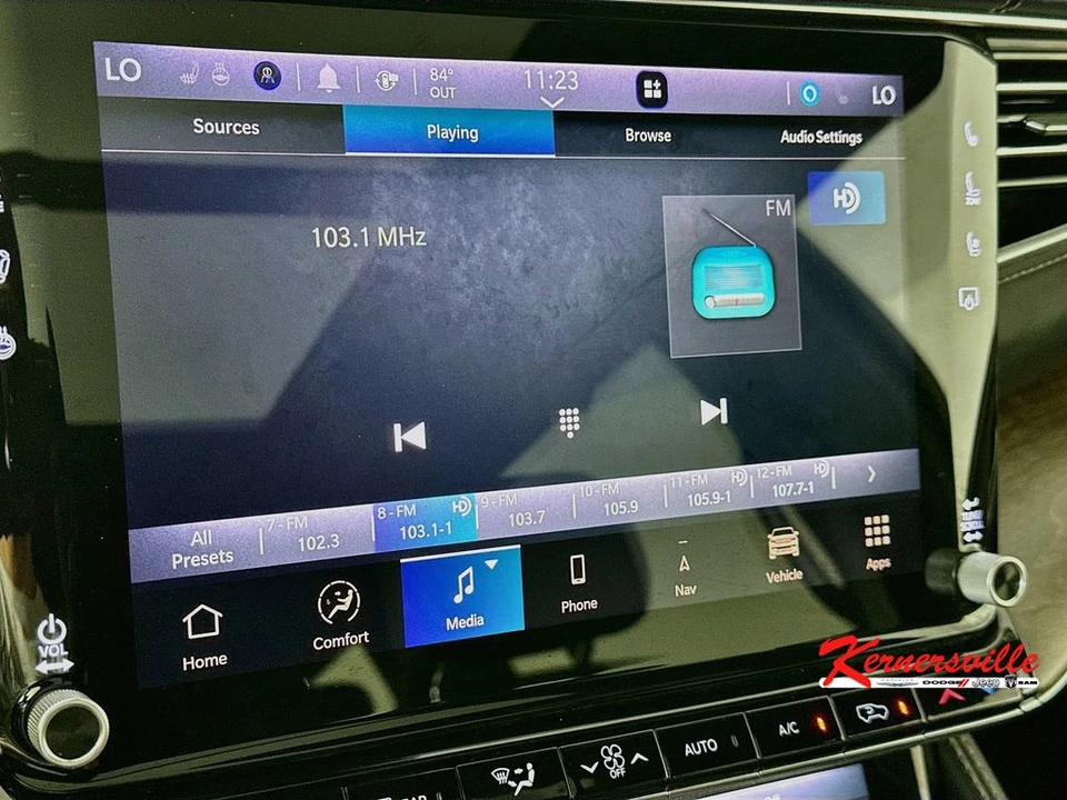 2023 Jeep WS Wagoneer - Image 17 of 24