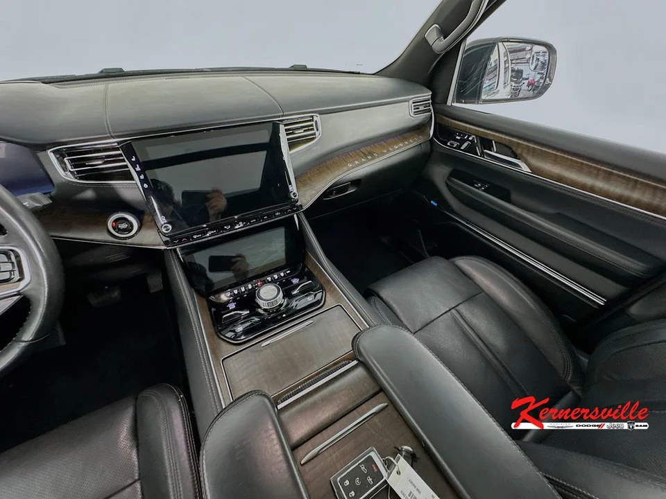 2023 Jeep WS Wagoneer - Image 11 of 24